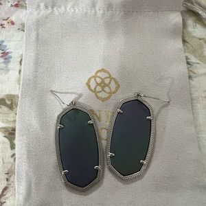 Kendra Scott Elle Navy earrings.